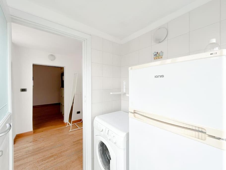 사보나 Elegante Mansarda 300Mt Dal Mare - Centro - Wifi 아파트 외부 사진